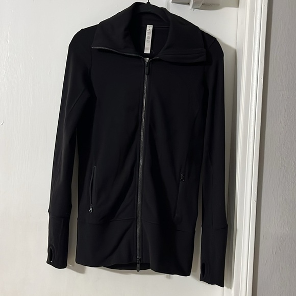 Lululemon Stride Jacket II
Black - Picture 7 of 10